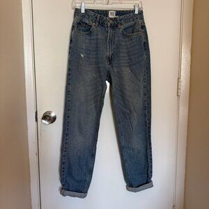 BDG Urban Outfitters High-Waisted Mom Jeans - Size 27